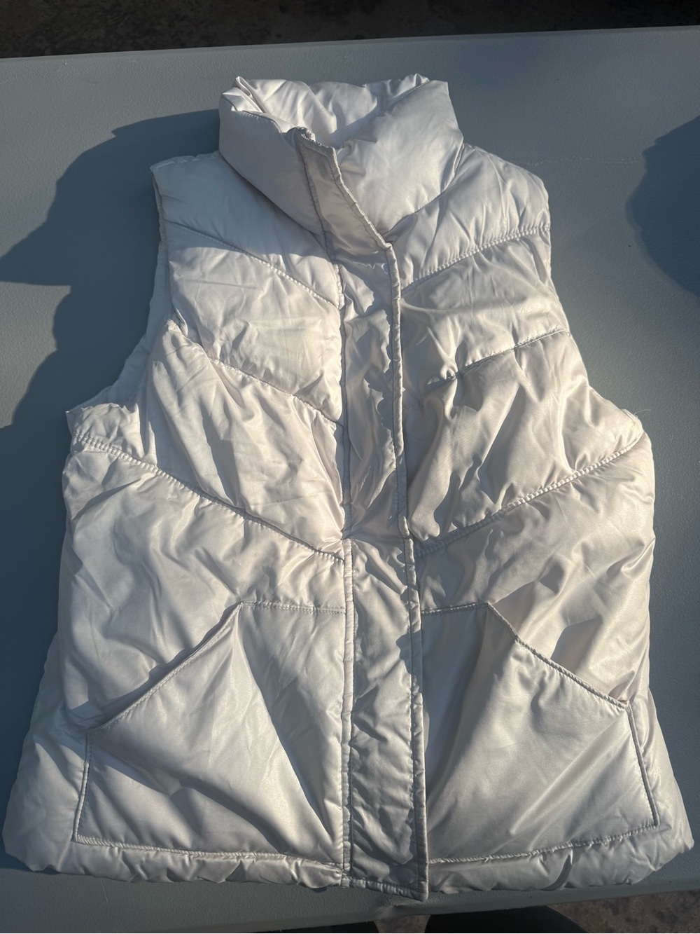 Old Navy White Quilted Puffer Vest